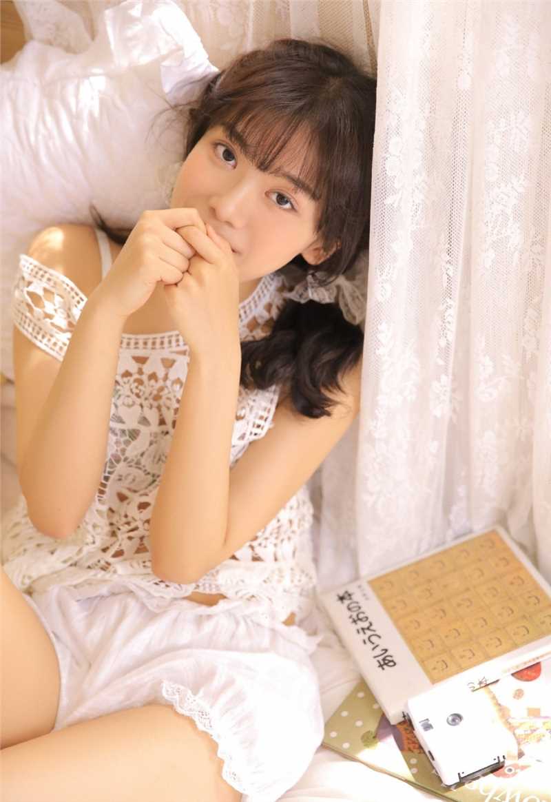 精选宅男女神惹火肌肤撩人气质空灵氧气图册