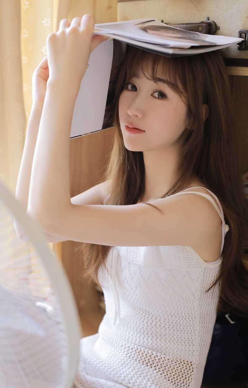 最全高颜值美女模特吊带睡衣风情诱惑宅男女神壁纸