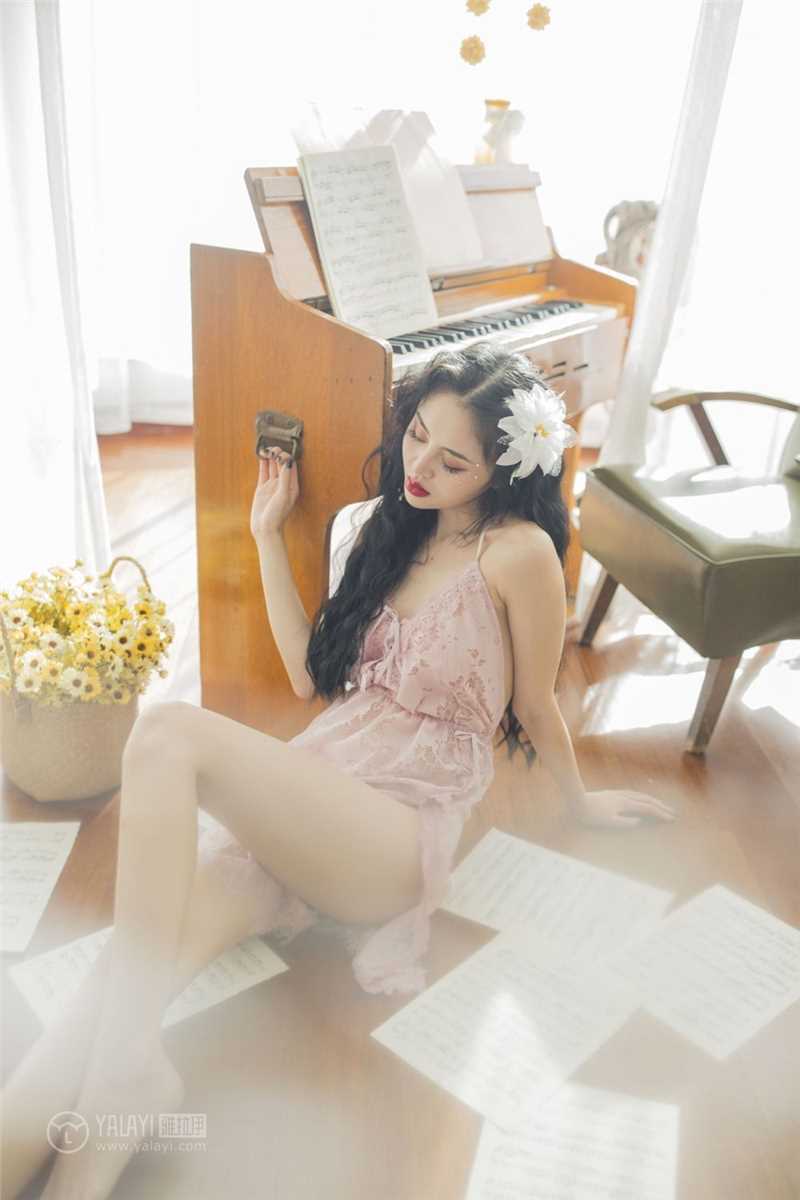 优质长腿女神薄纱身姿好妖娆裸背玉臂风情相册