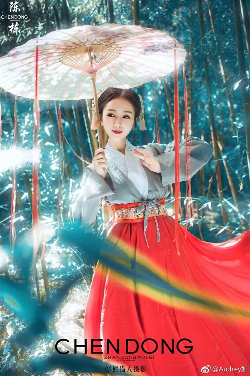 特别专辑古装美女Audrey如竹林风姿迷人图片