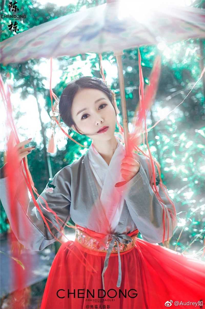 特别专辑古装美女Audrey如竹林风姿迷人图片