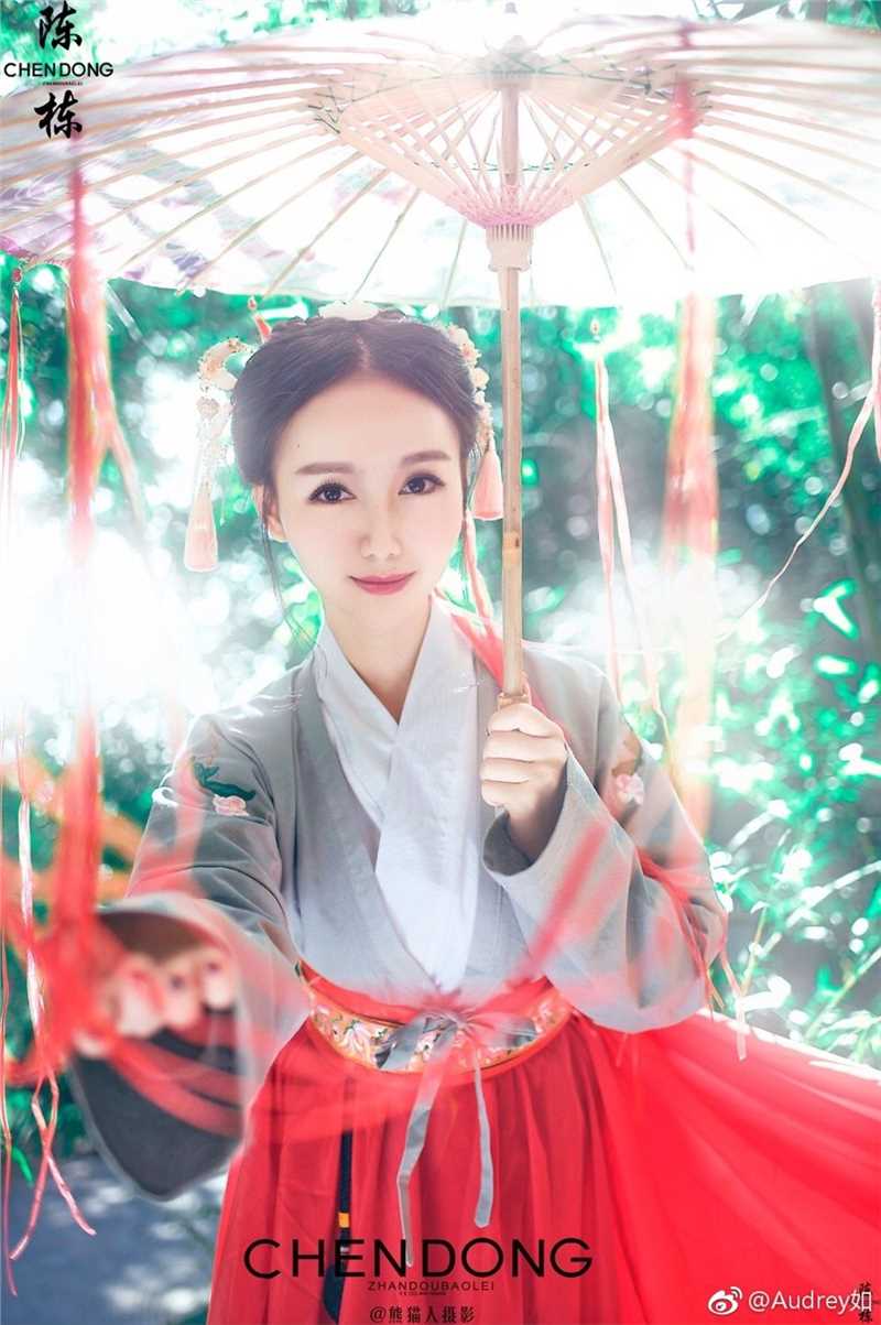 特别专辑古装美女Audrey如竹林风姿迷人图片