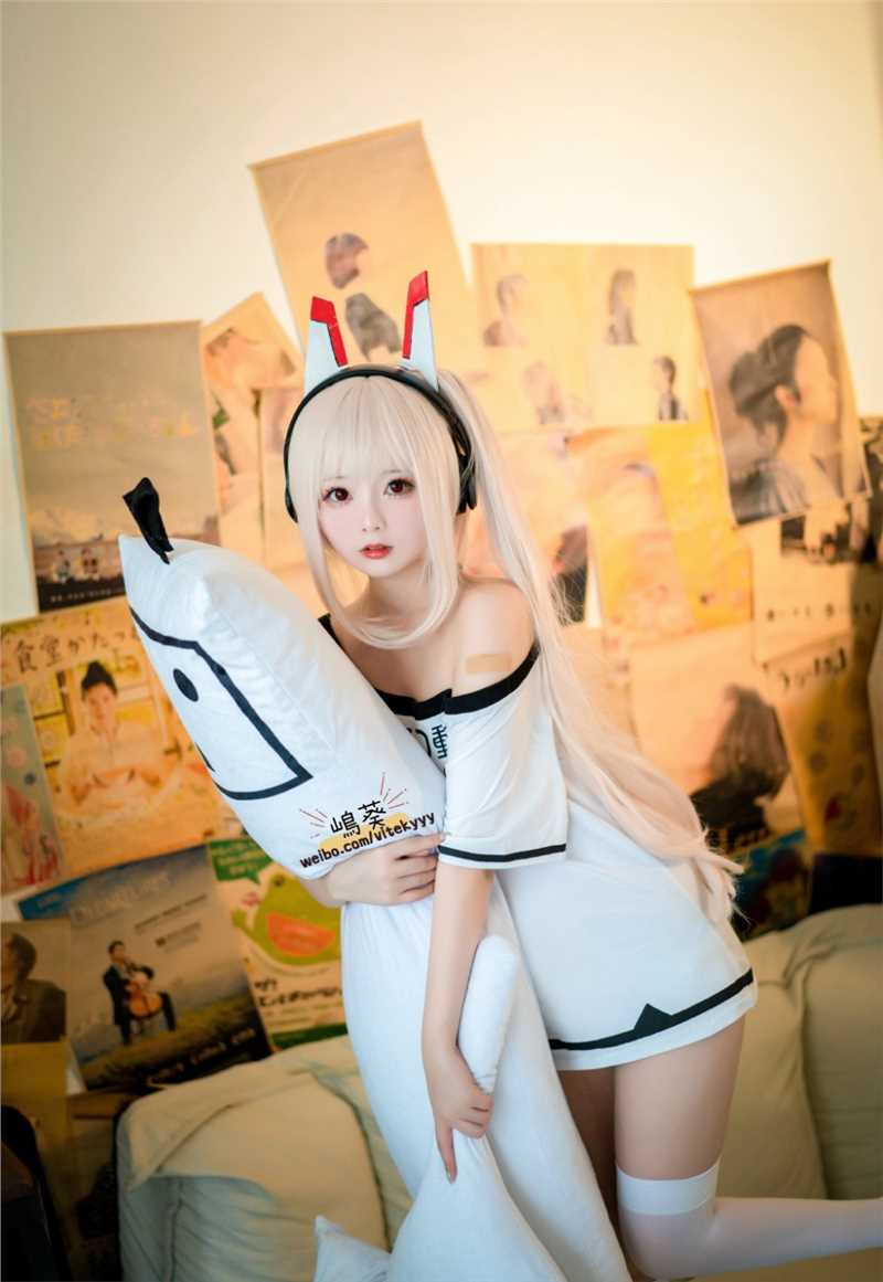 优质cosplay美女大眼睛迷人性感人体艺术摄影图片