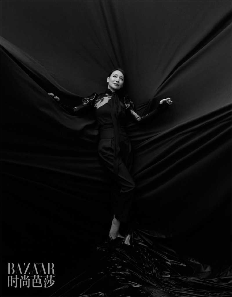 最新成熟美女惠英红复古名媛暗黑风格淑女时尚图片图集