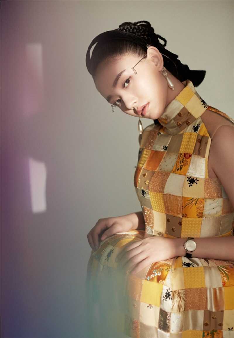 优质清秀美女林允成熟精致优雅时尚杂志图片相册