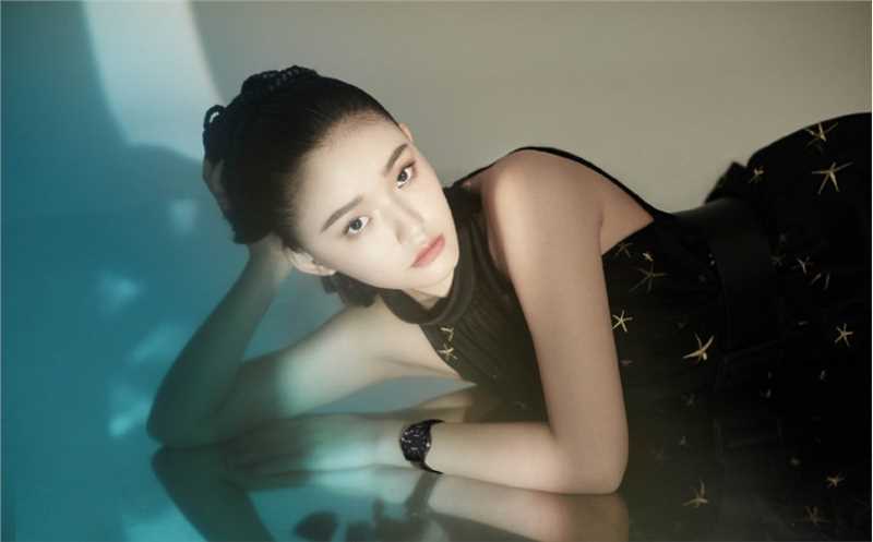 优质清秀美女林允成熟精致优雅时尚杂志图片相册