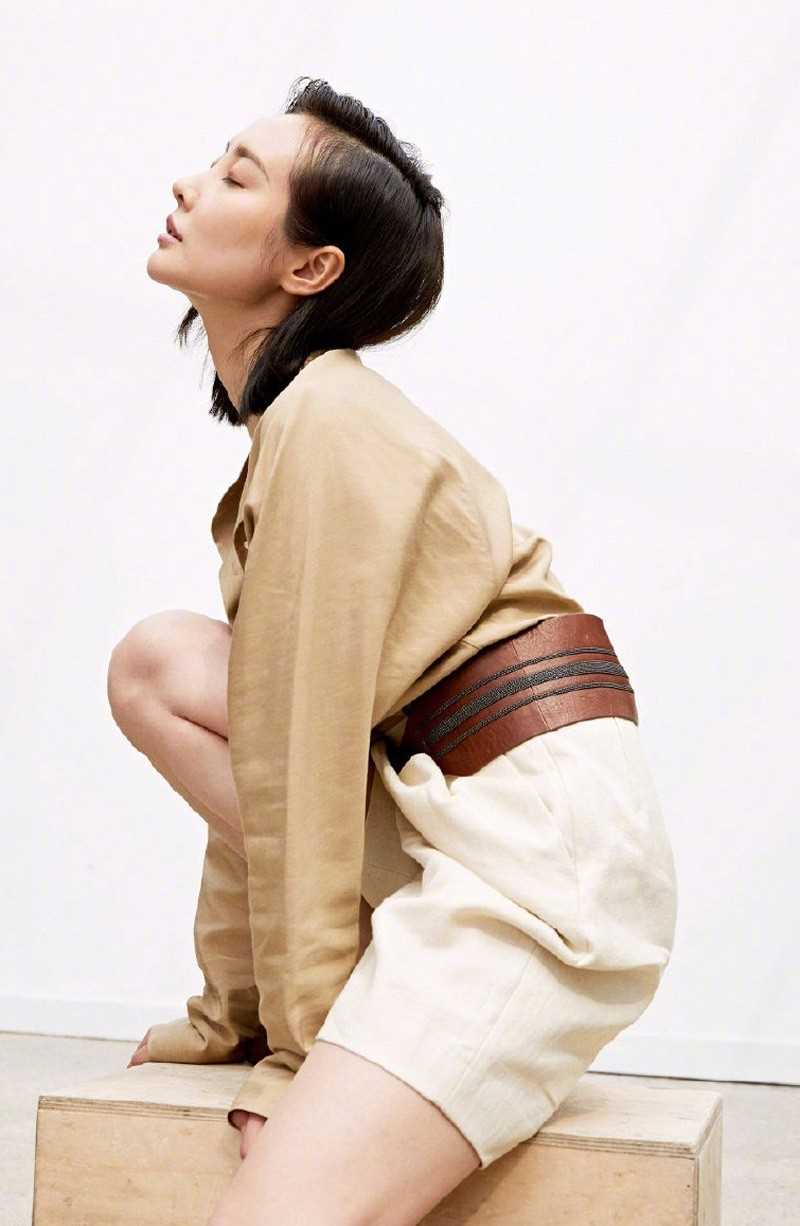 特别专辑帅气御姐李纯时尚复古中性风格杂志大片图片