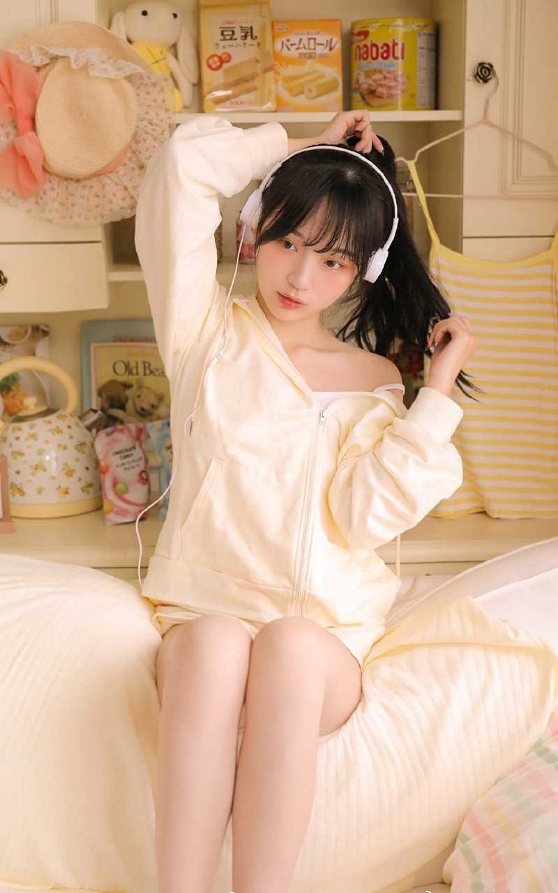 最全美酮体让人觉得欲死欲仙的韩国极品美女清纯个性壁纸