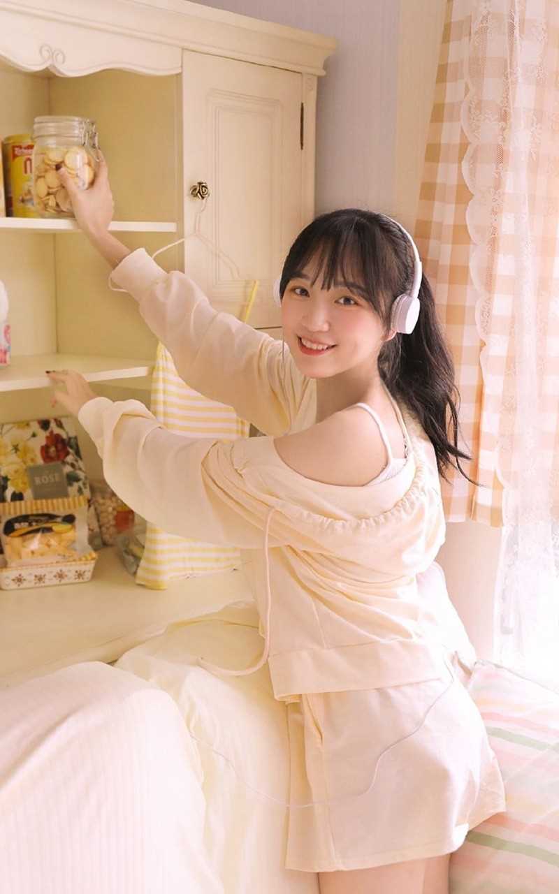 最全美酮体让人觉得欲死欲仙的韩国极品美女清纯个性壁纸