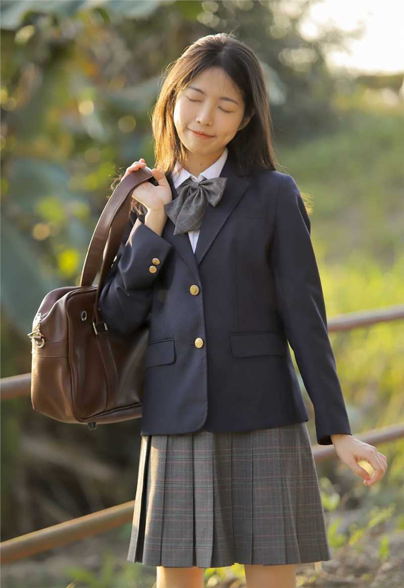 优质日系清纯温柔明媚户外养眼美女亚洲相册