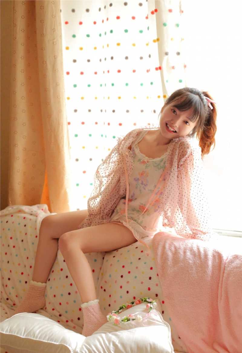 最全可爱萝莉美女白皙大长腿清纯养眼图片相册