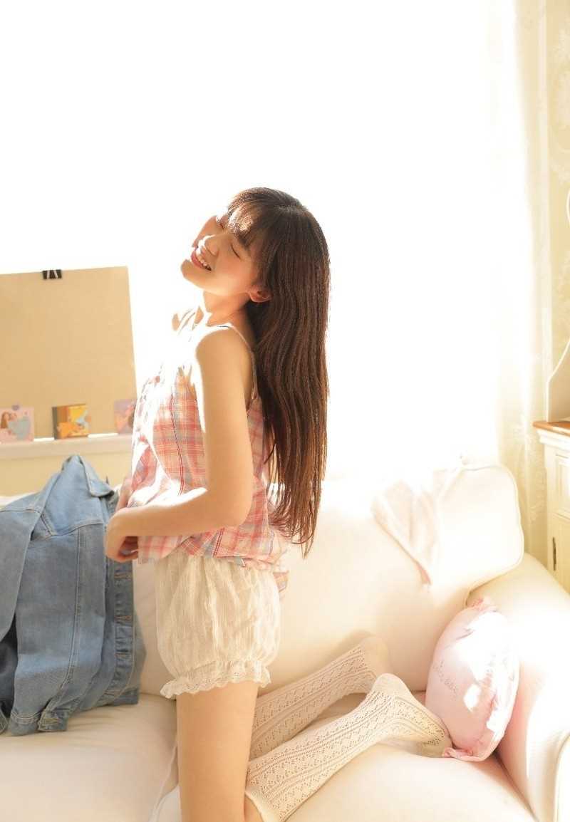 最全清纯漂亮的呆萌少女长发飘飘令人喷血美女照片壁纸