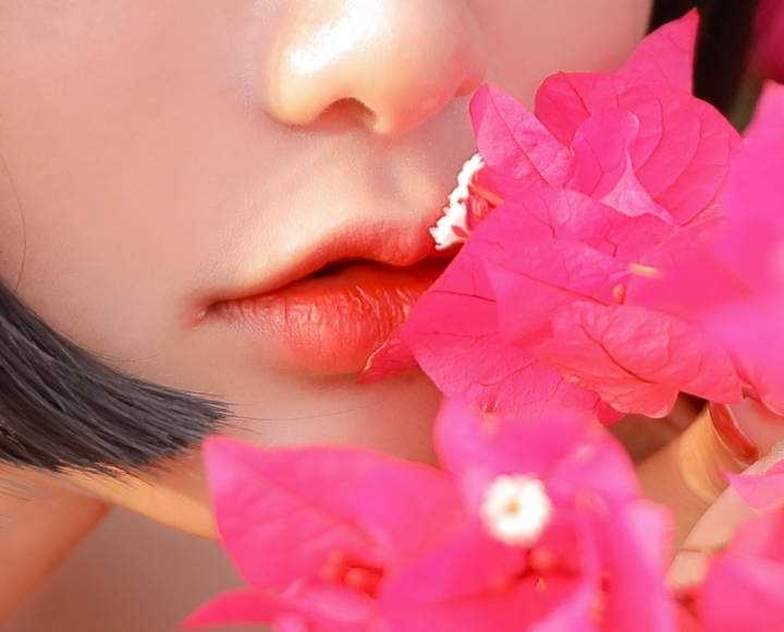 特别专辑短发童颜萝莉美女清纯养眼可爱花海唯美图片