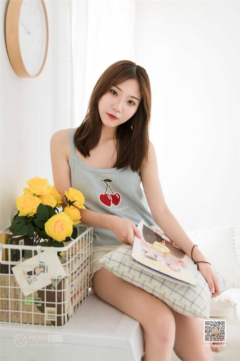 最新甜美可爱的双飞闺蜜元气满满美脚玉足高清女生照片壁纸