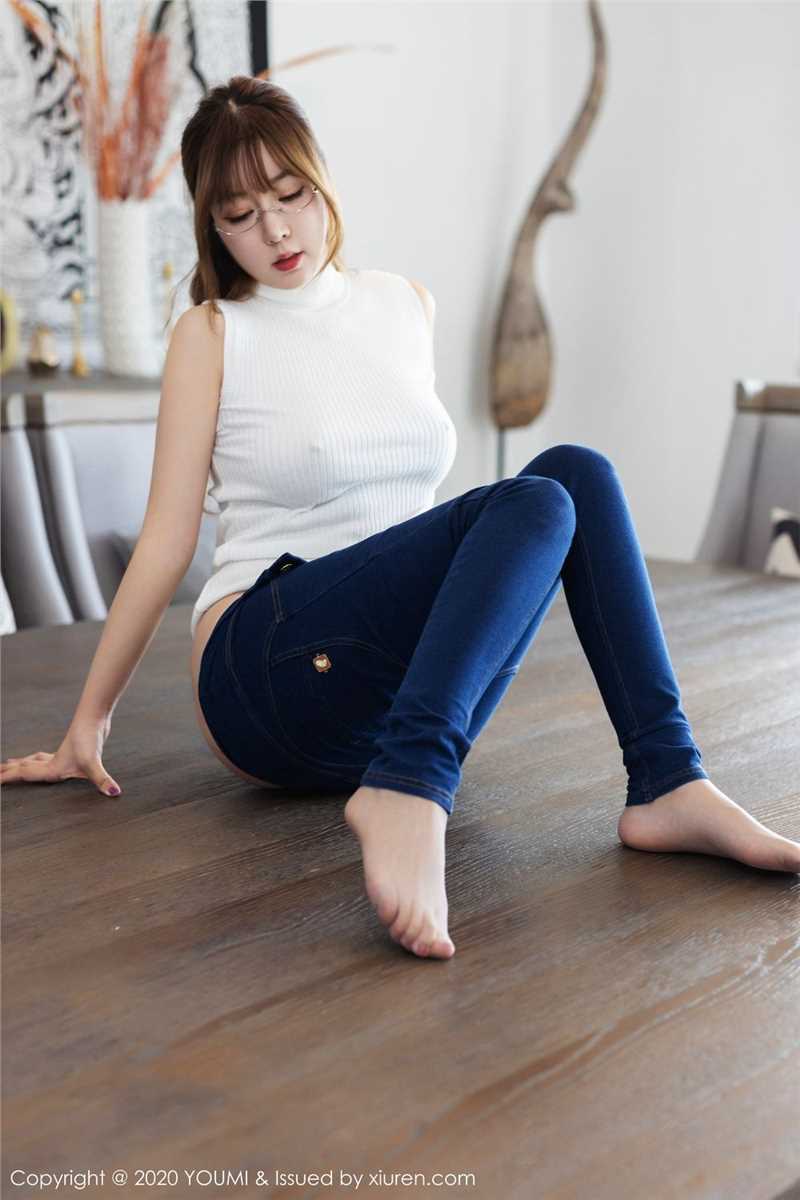 精选波涛丰臂女神王雨纯细高跟牛仔裤凸显身材丰满人体图册