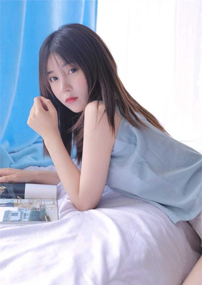 特别专辑宅男女神脸泛红潮丰满身材大尺度床照记清四射图片