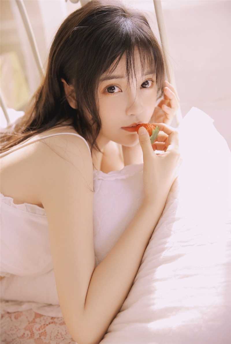 高清宅男女神好身材养眼内衣床上风情诱惑感图集