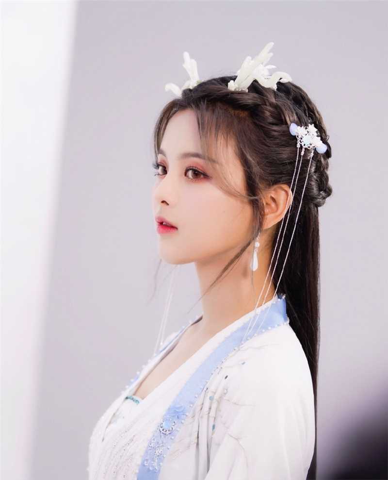 最全古装美女杨超越可爱娇小青涩漂亮极品尤物明星图片壁纸