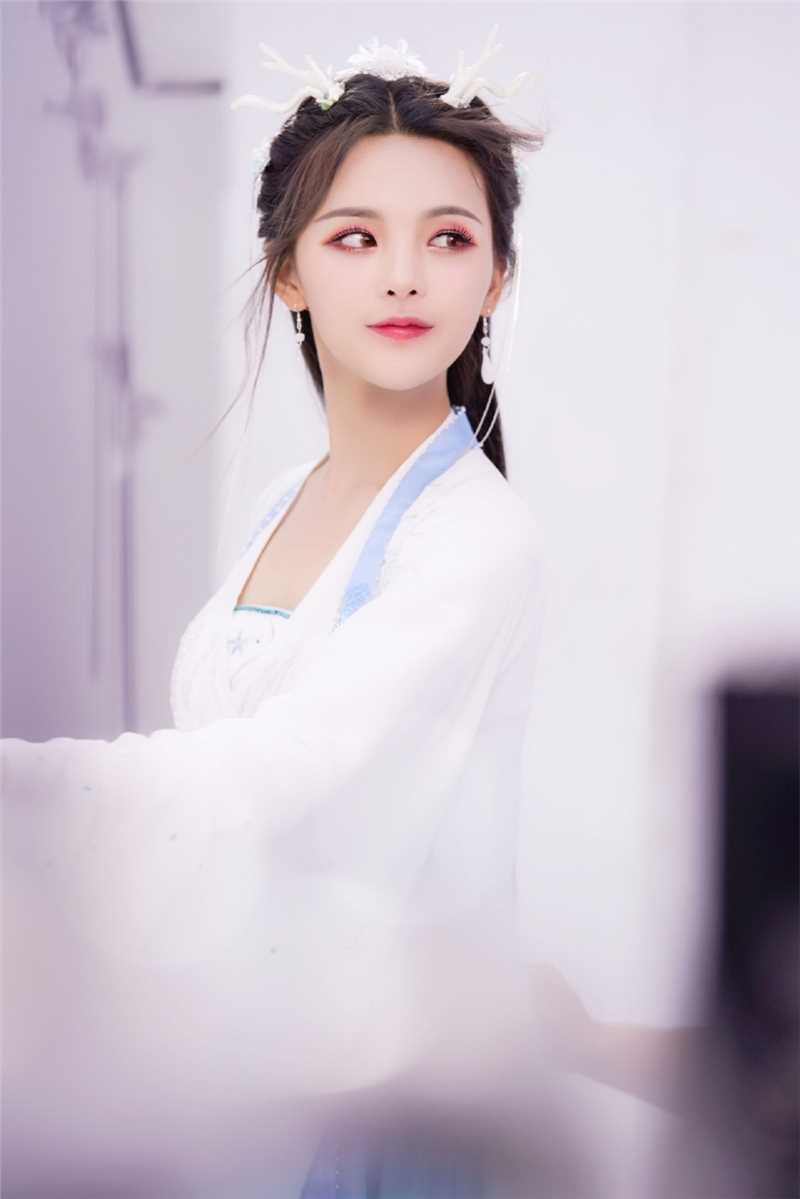 最全古装美女杨超越可爱娇小青涩漂亮极品尤物明星图片壁纸