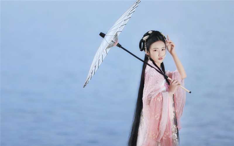 高清古装美女海边唯美妖艳朦胧性感养眼梦幻图片图册