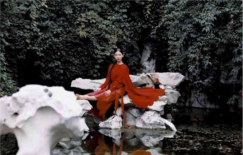 精选古装美女吴谨言园林唯美梦幻空灵气质明星图册