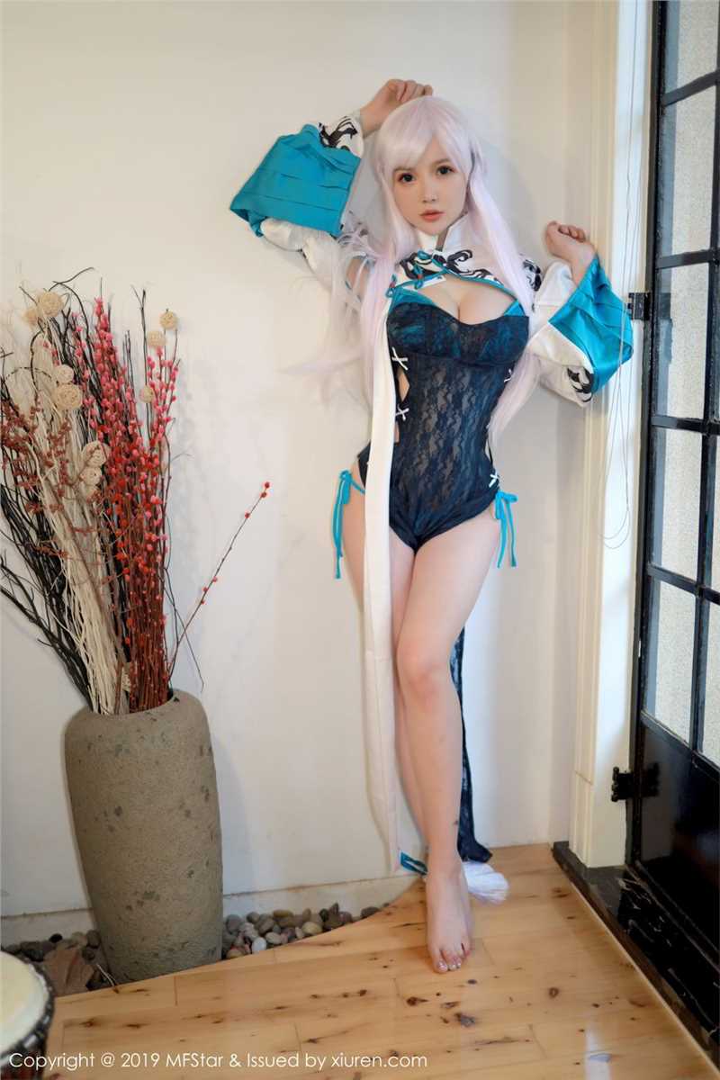 最全波涛肥臀美女coser米妮大萌萌粉色头发露胸旗袍劲爆相册