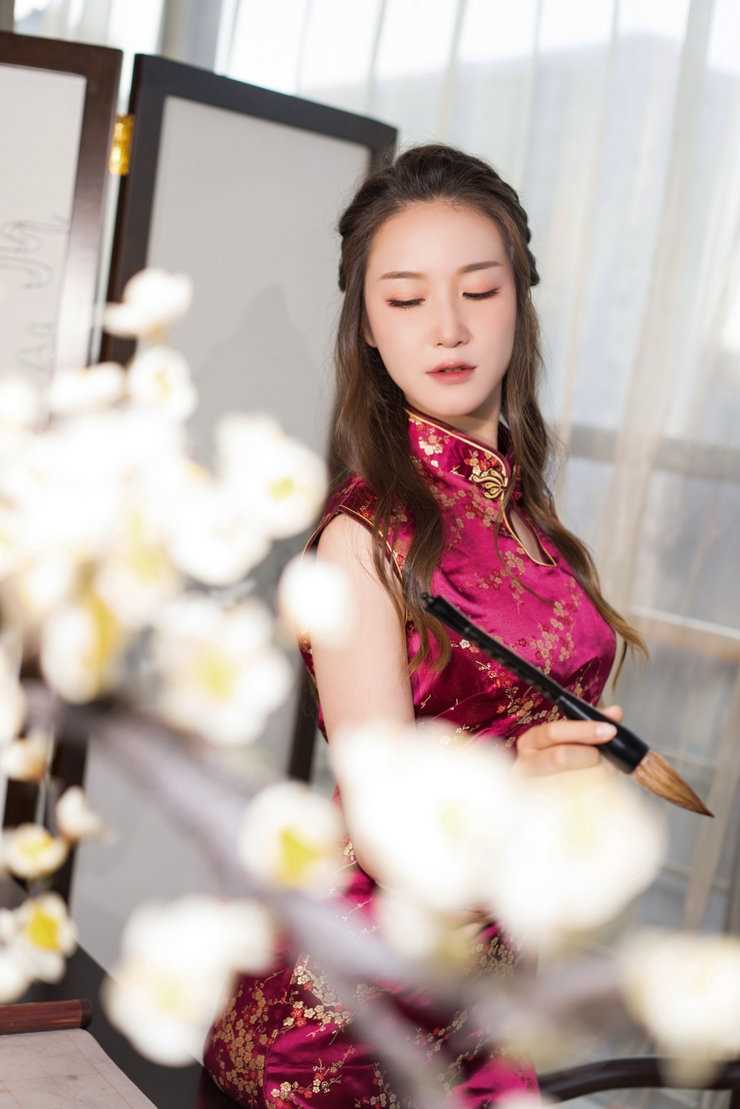 精选古典亚洲旗袍美女展现东方优雅气质婚纱图片图册