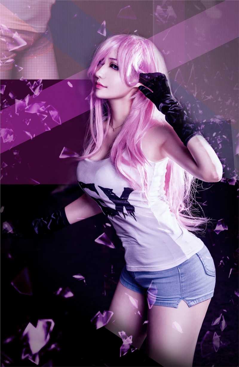 邪魅御姐妖娆热裤大长腿性感cosplay图片