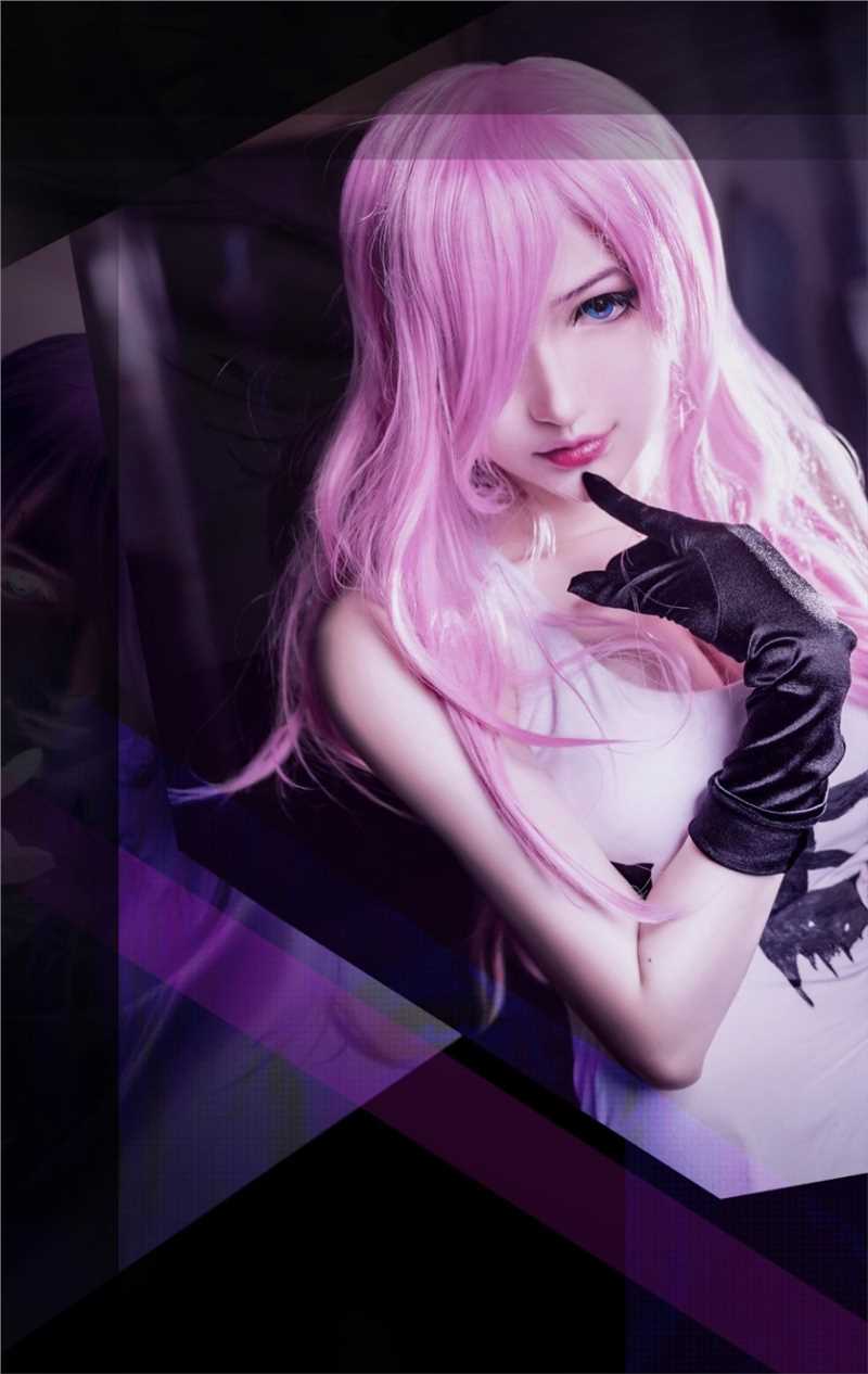 邪魅御姐妖娆热裤大长腿性感cosplay图片