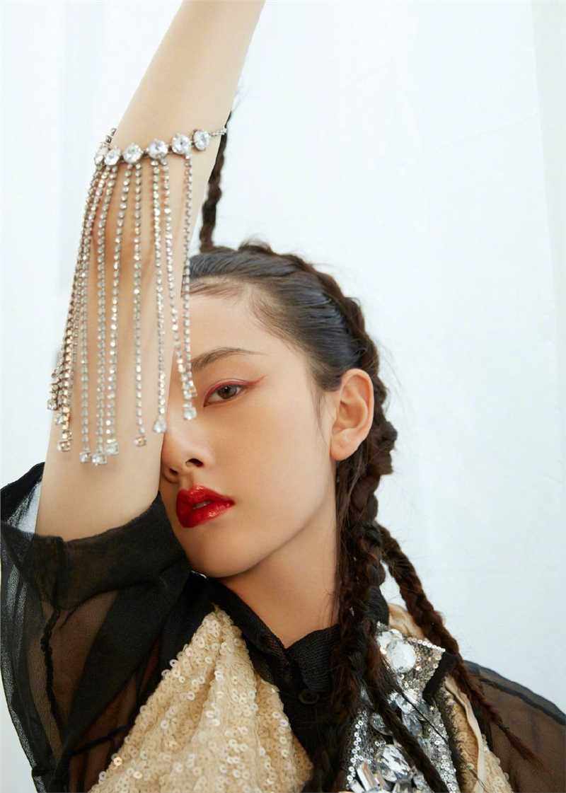 时尚美女宋祖儿梦幻小清新香艳图片