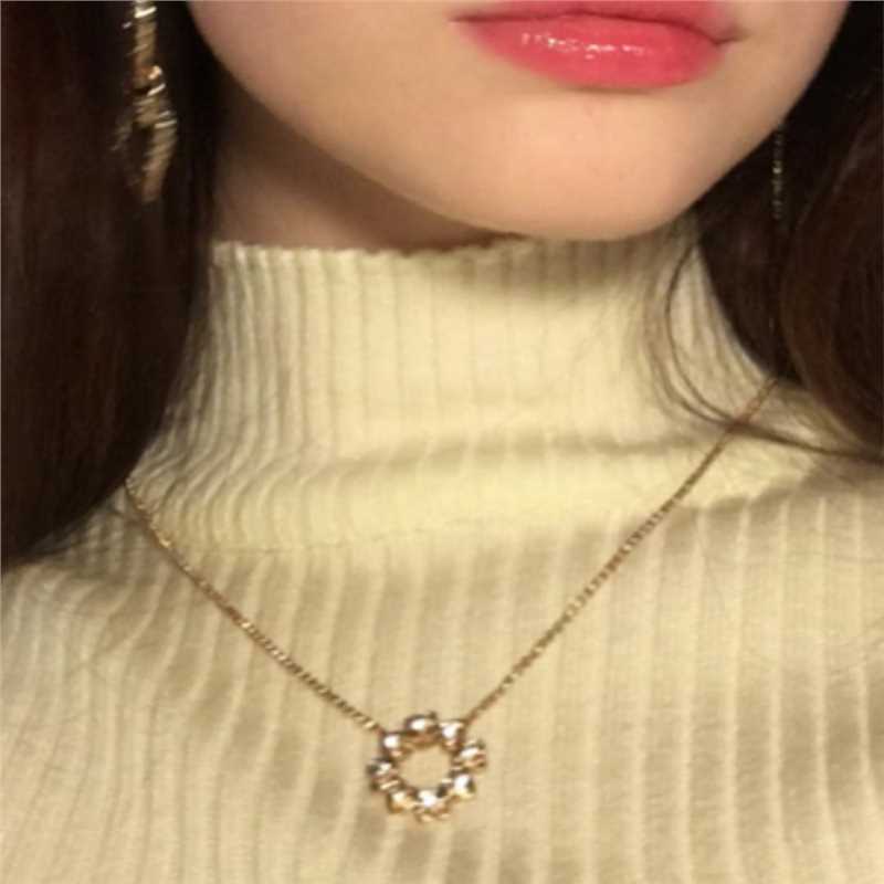 高清欧美爱化妆的小女孩时尚精致妆容日常风景图片图集