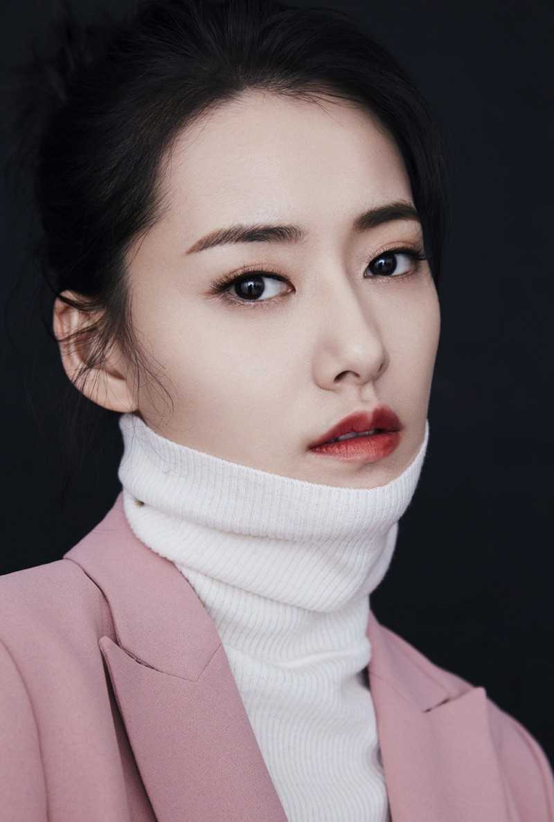 优质优雅淑女柴碧云时尚养眼女人味温柔杂志大片相册