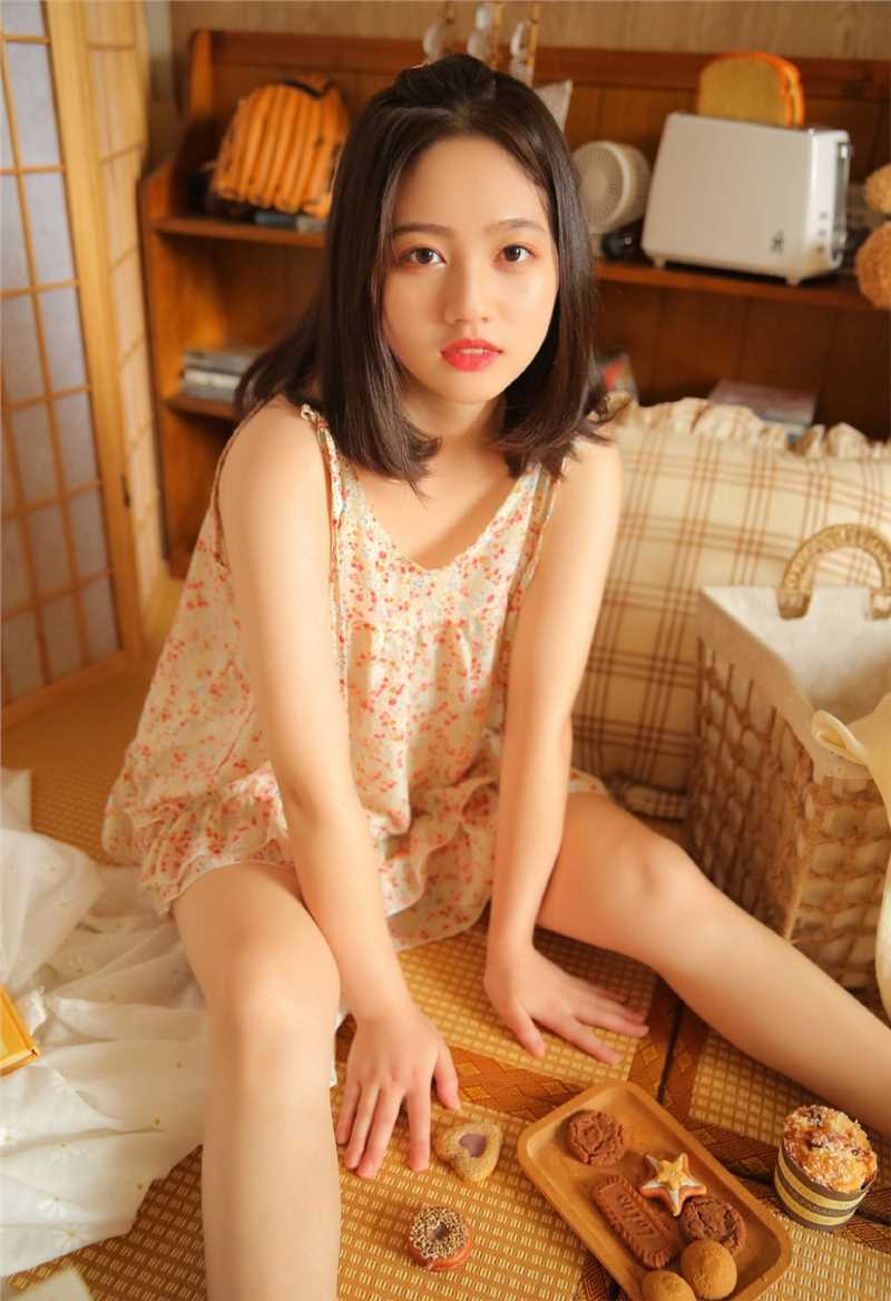 最全桃花眼迷人的甜美女孩清纯动人美若天仙艺术摄影壁纸