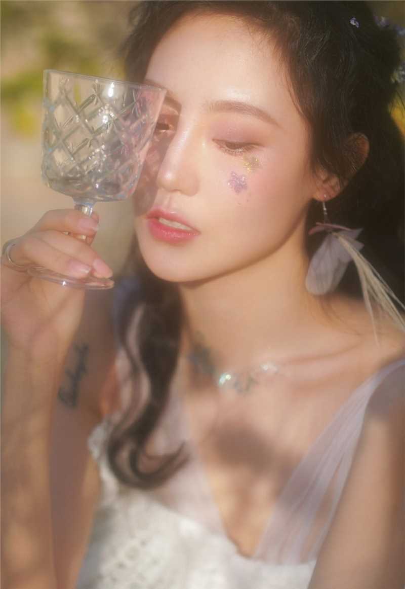 宅男女神透视装薄纱长裙深V低胸唯美性感