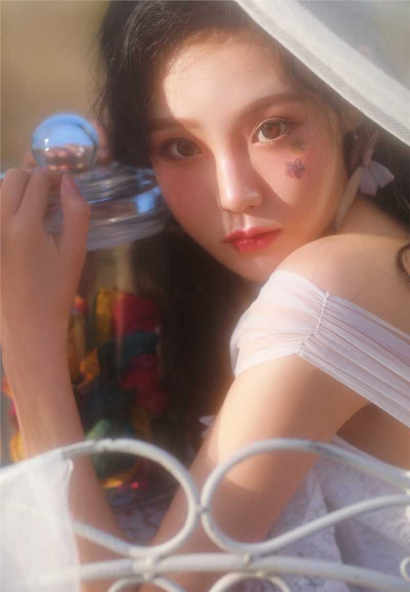 宅男女神透视装薄纱长裙深V低胸唯美性感