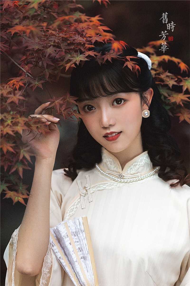 穿旗袍的美女迷人电眼娇艳红唇窈窕身姿套图