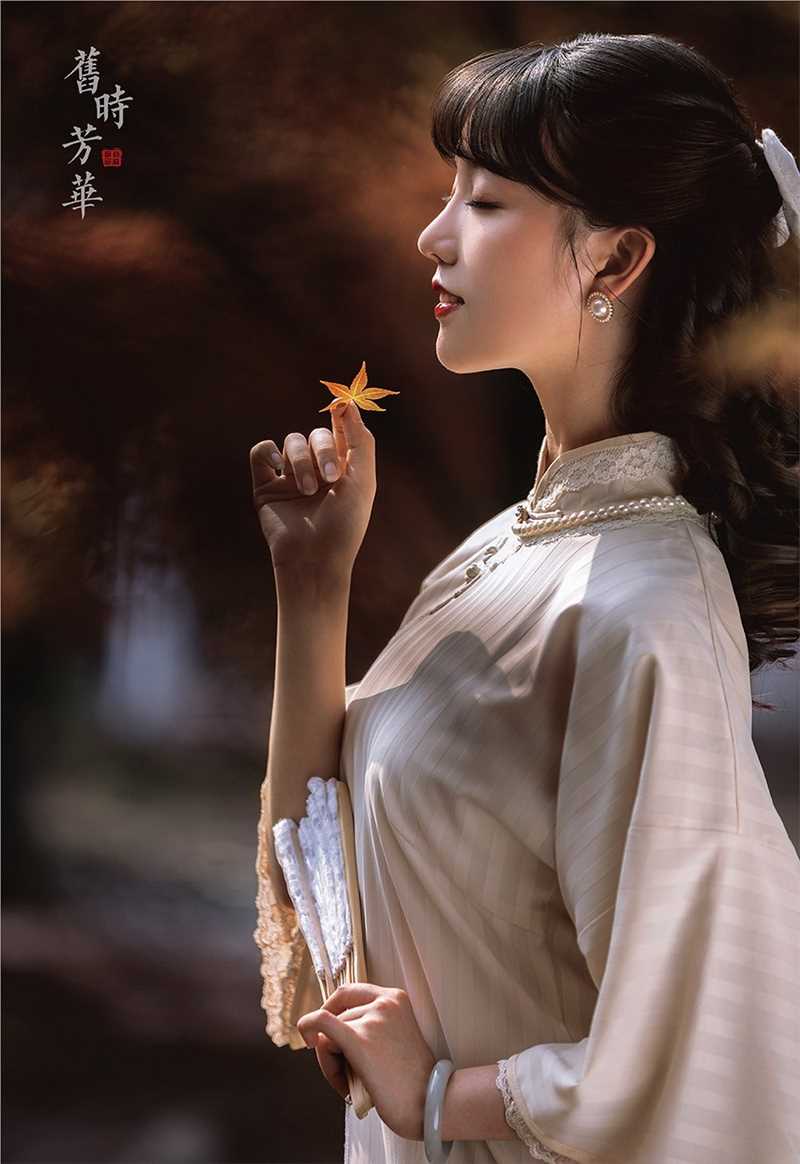 穿旗袍的美女迷人电眼娇艳红唇窈窕身姿套图