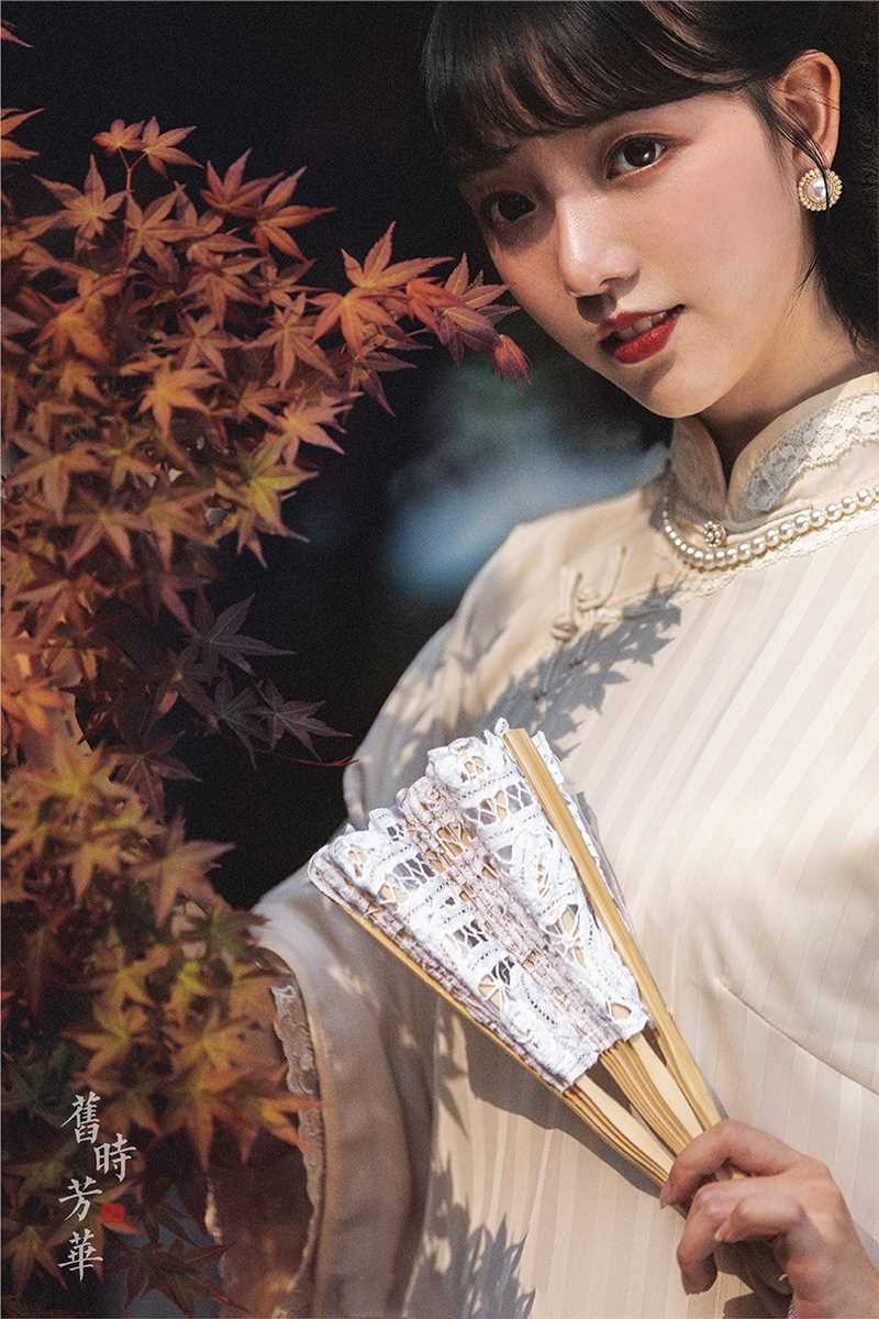 穿旗袍的美女迷人电眼娇艳红唇窈窕身姿套图