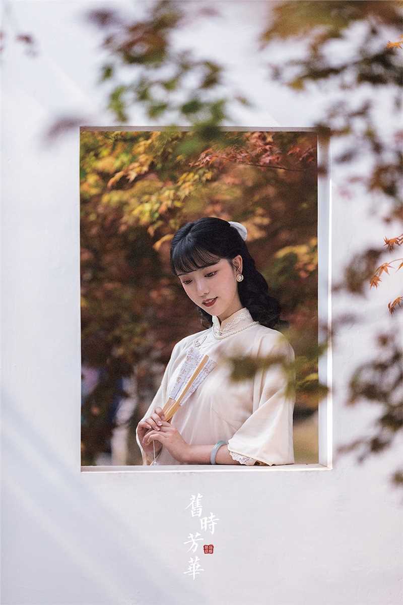 穿旗袍的美女迷人电眼娇艳红唇窈窕身姿套图