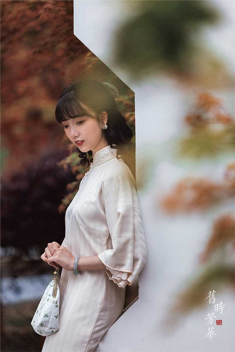 穿旗袍的美女迷人电眼娇艳红唇窈窕身姿套图