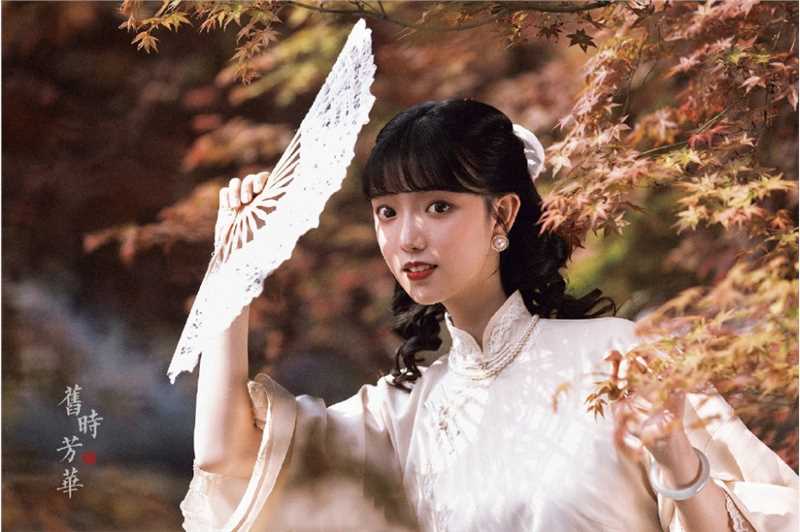 穿旗袍的美女迷人电眼娇艳红唇窈窕身姿套图