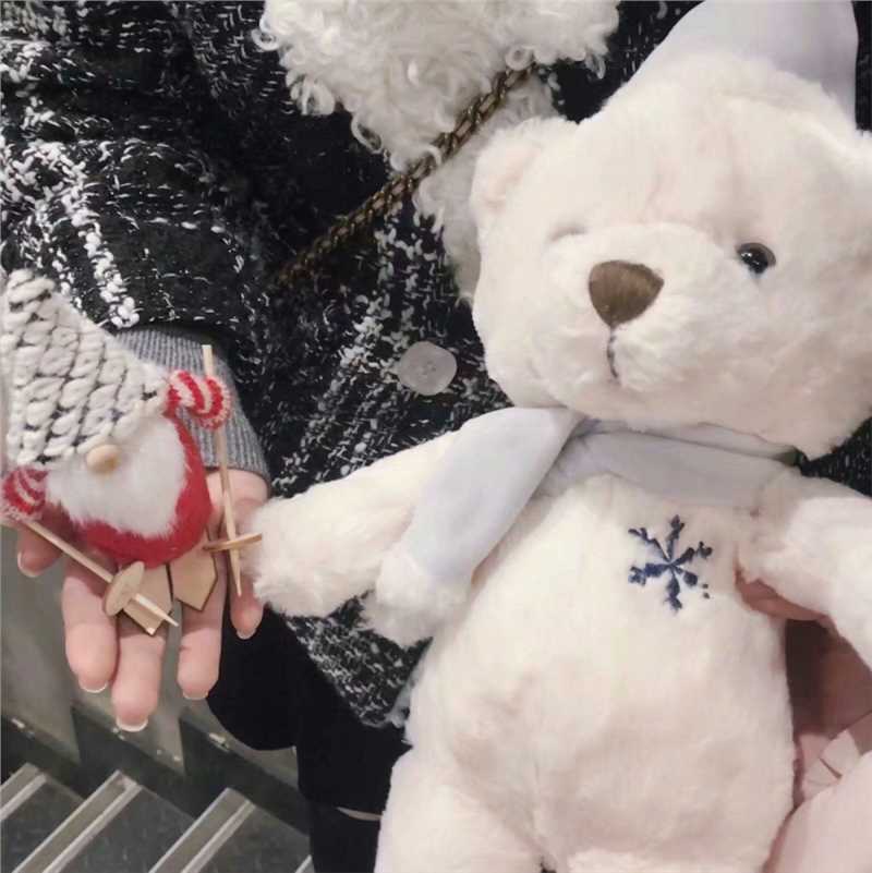 少女的玩偶可爱时尚小清新风景图片