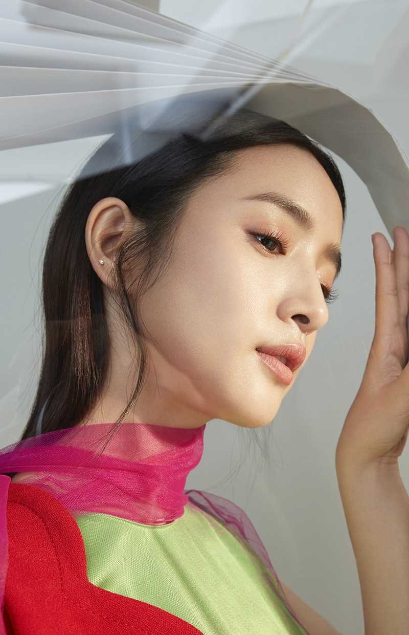 小清新美女林依晨时尚优雅名媛大片