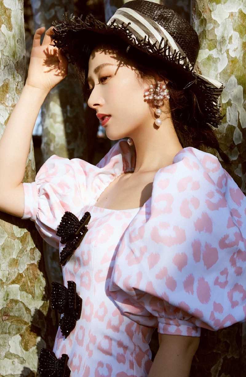 特别专辑小清新美女徐悦热裤时尚风情杂志模特图片图片