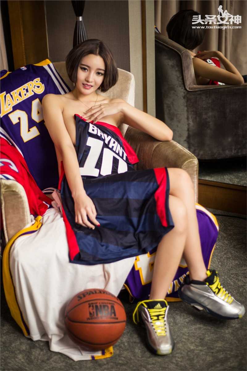 最新篮球宝贝美女文雪性感私房照图集