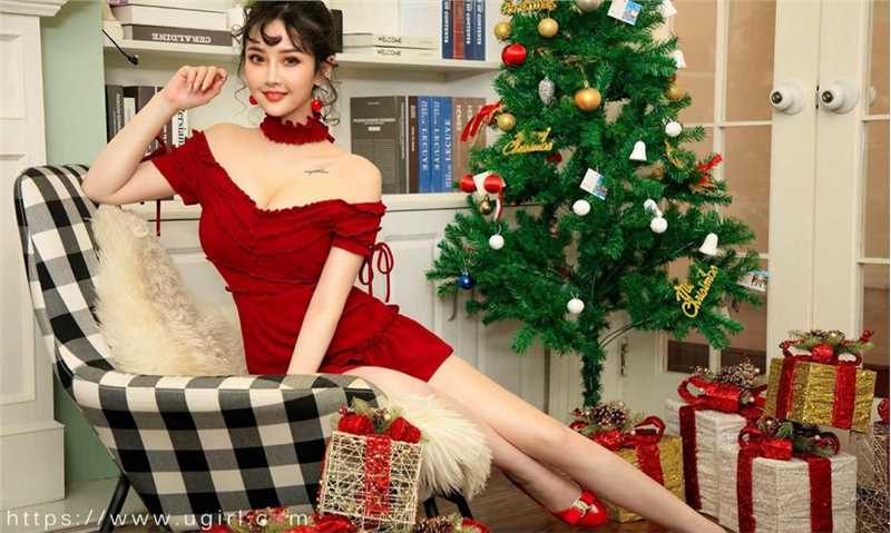 高清亚洲宅男女神穿着红色齐b超短裙迷人的沟诱惑私房照图册