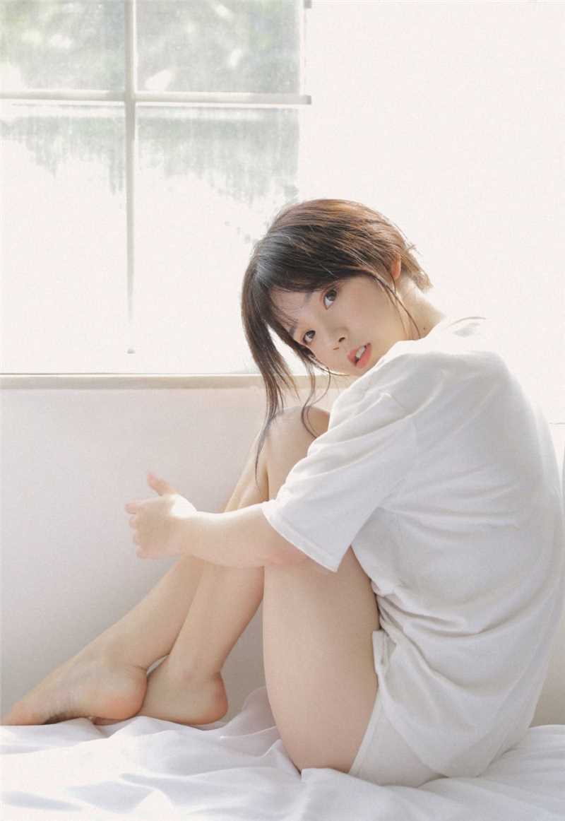 最全诱惑mm半裸性感美臀诱人大长腿人体摄影图集相册