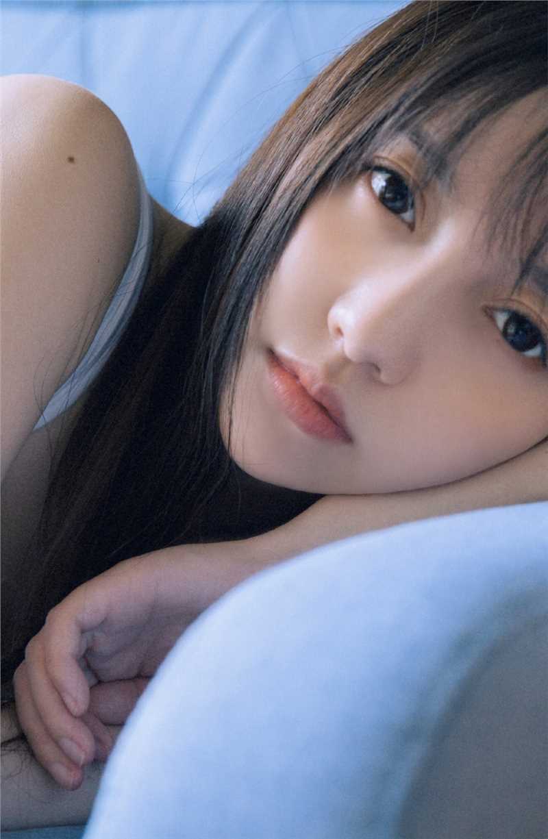 优质看起来娇艳欲滴的佛系少女吊带连体裤清纯美女图相册