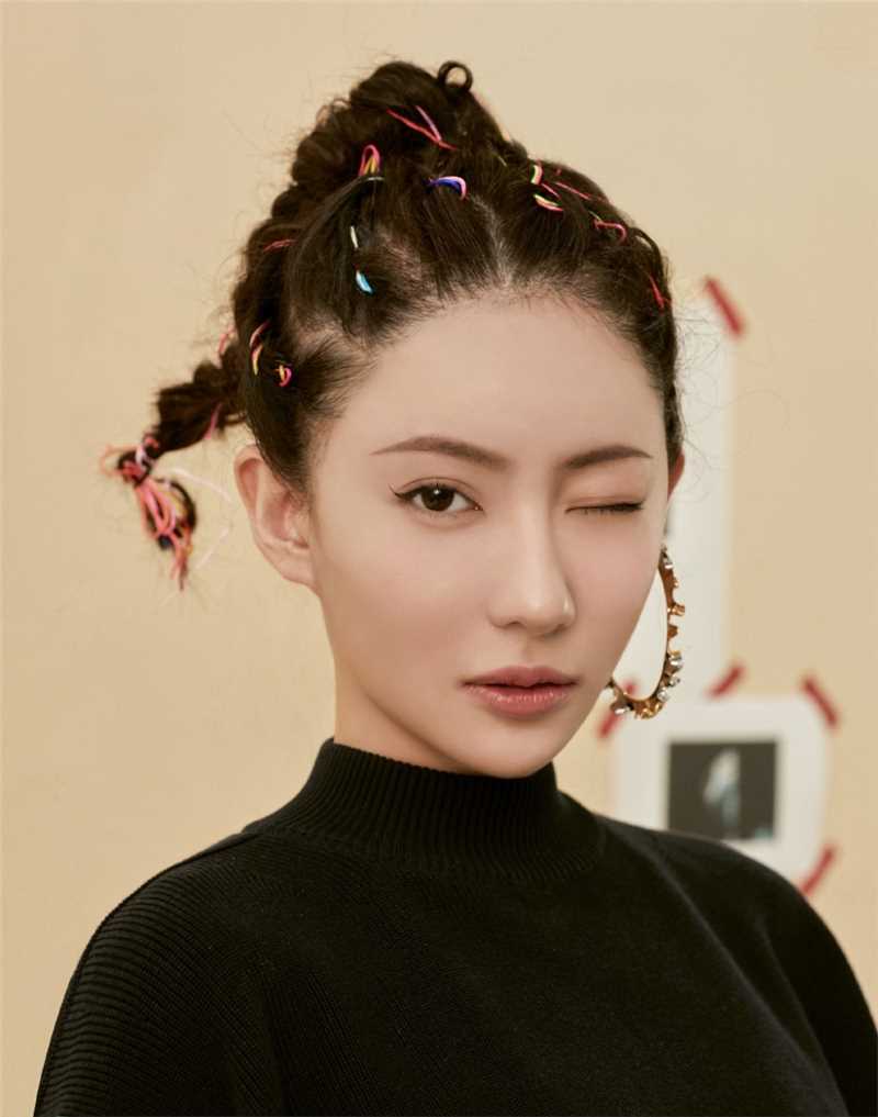 特别专辑刘萌萌复古造型化身摩登女郎时尚杂志封面大片图片