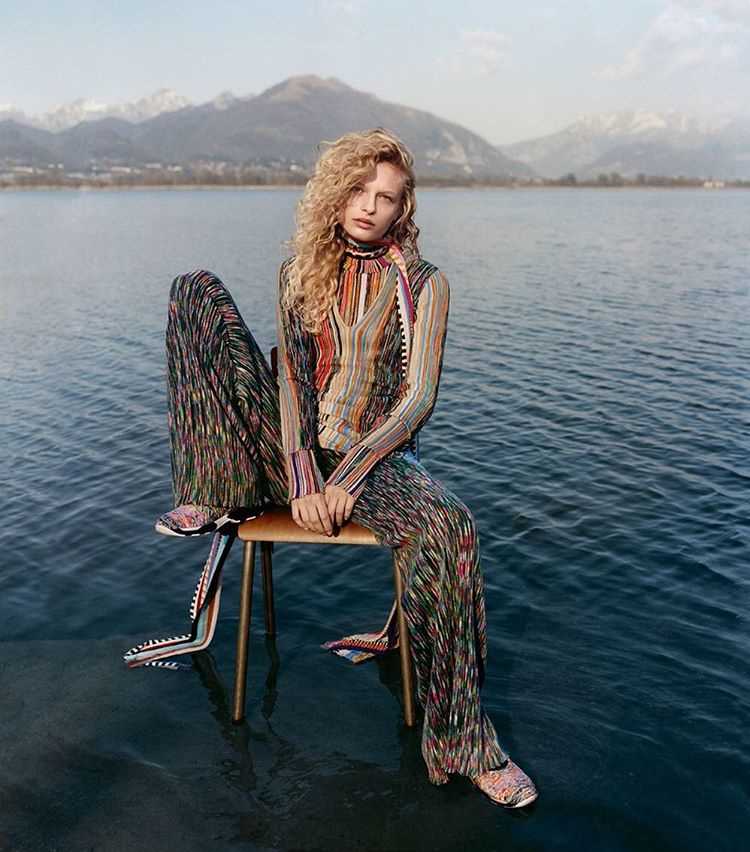 最全丹麦16岁金发美女Frederikke,Sofie性感人体艺术壁纸